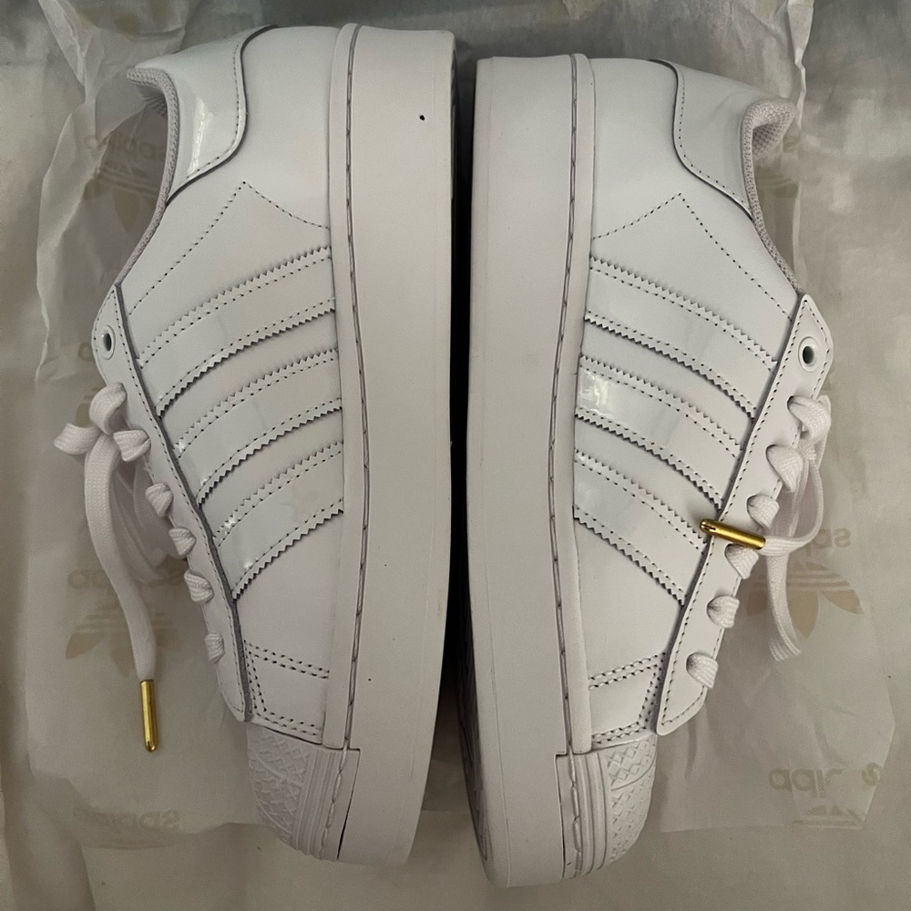 Adidas superstar bold women’s 7.5